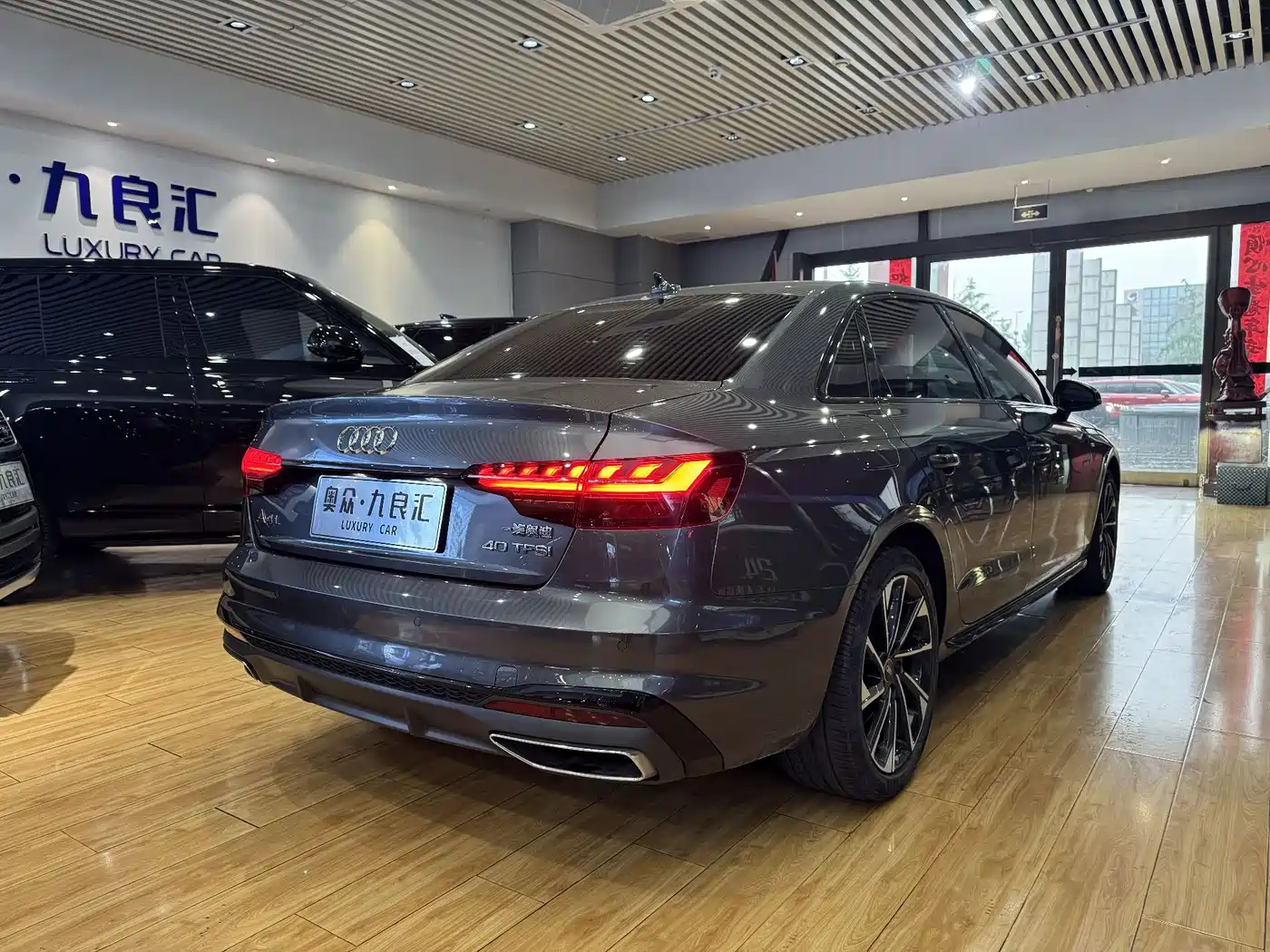 Audi A4L 2023 40 TFSI Luxury Sport фото 14