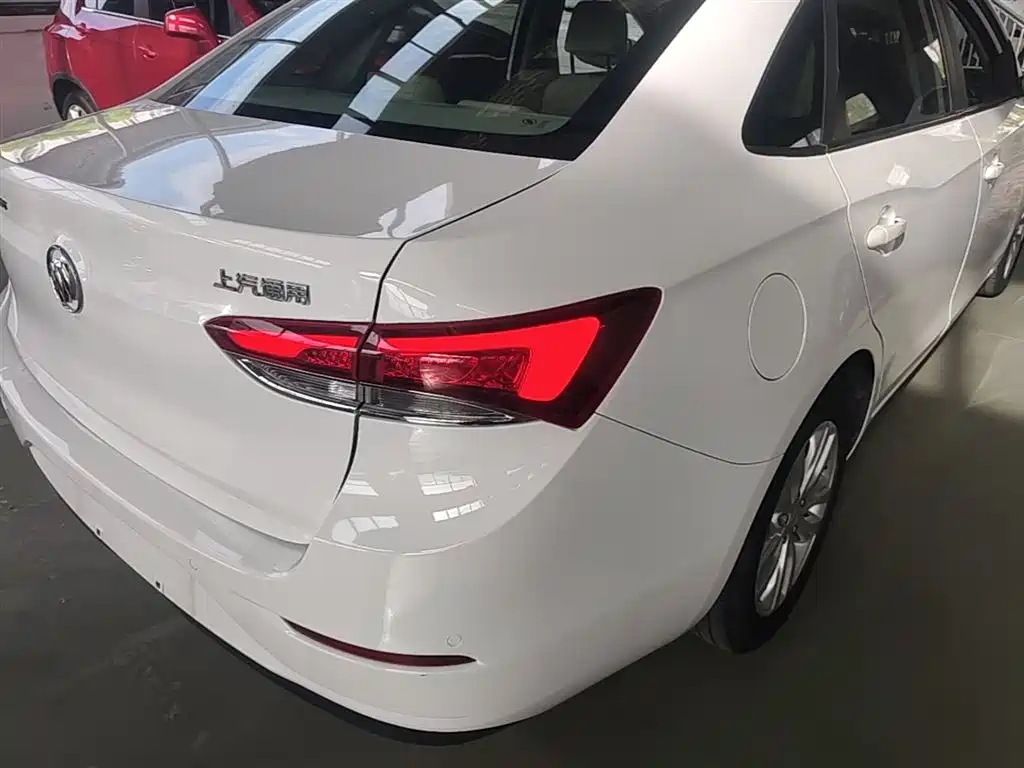 Buick Excelle 2021 Exemplar 1.5L Auto Elite фото 8