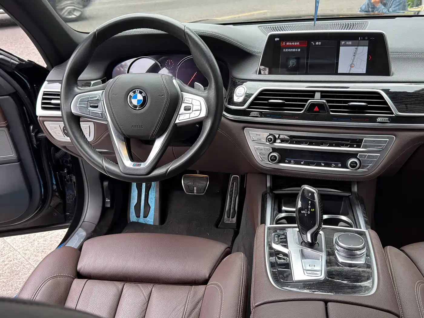 BMW 7 Series 2018 730Li Leading Type M Sport Package фото 8