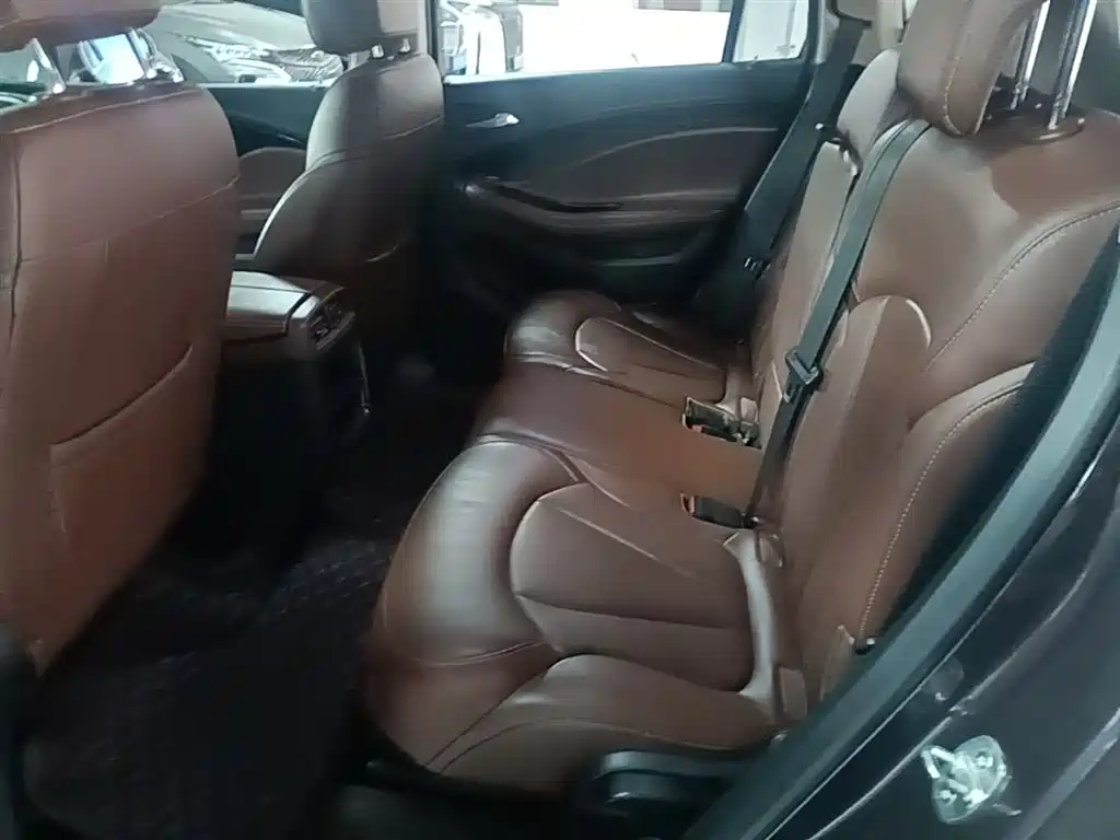 Buick Envision Plus 2018 28T 4WD Elite фото 17