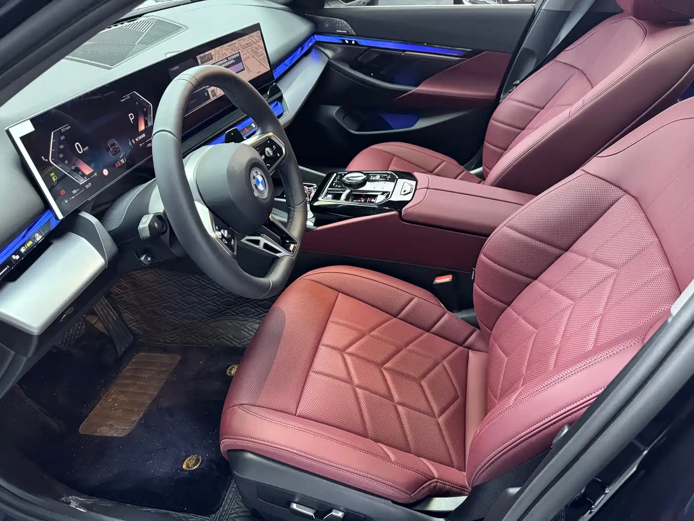 BMW 5 Series 2026 530Li Leading Luxury Package фото 4