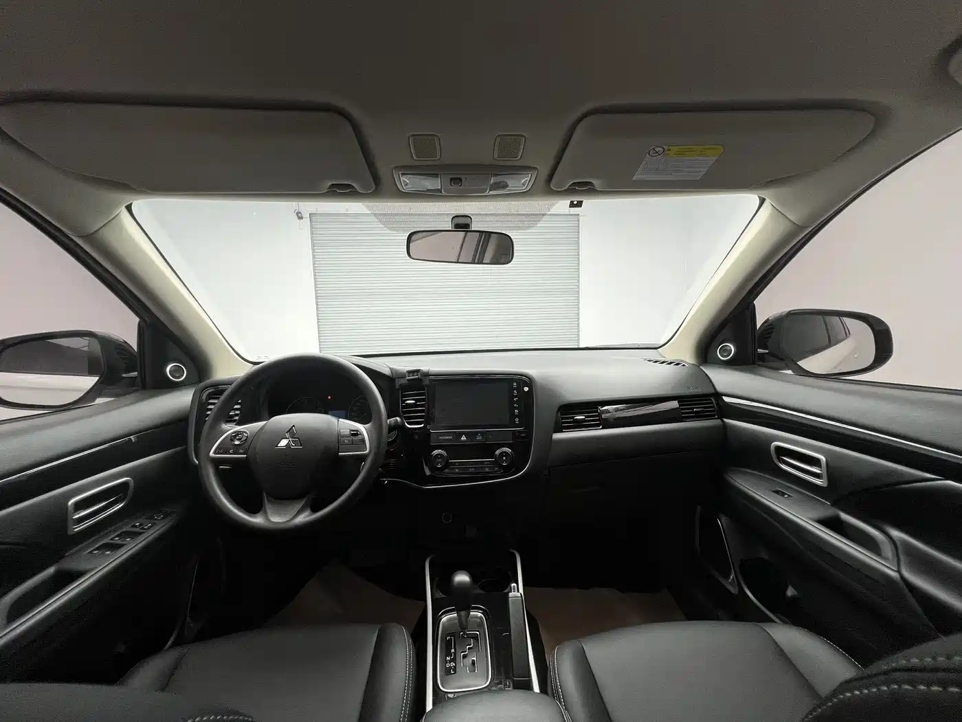 Mitsubishi Outlander 2021 Facelift 2.0L 2WD Comfort Edition 5-Seater фото 13