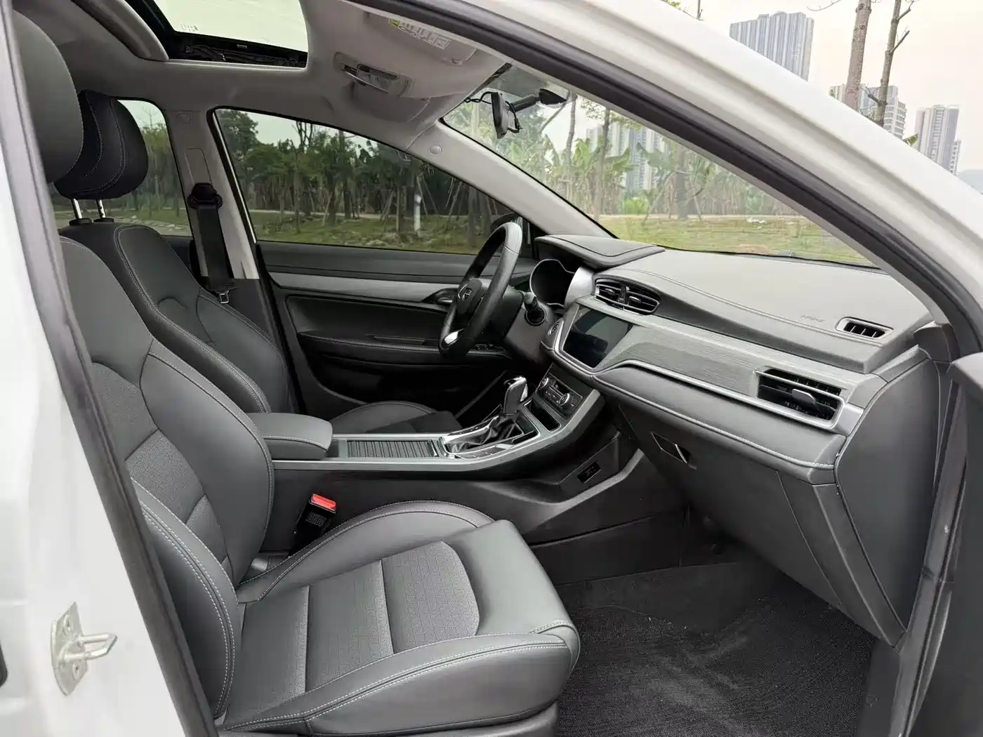 GEELY AUTOMOBILE EMGRAND