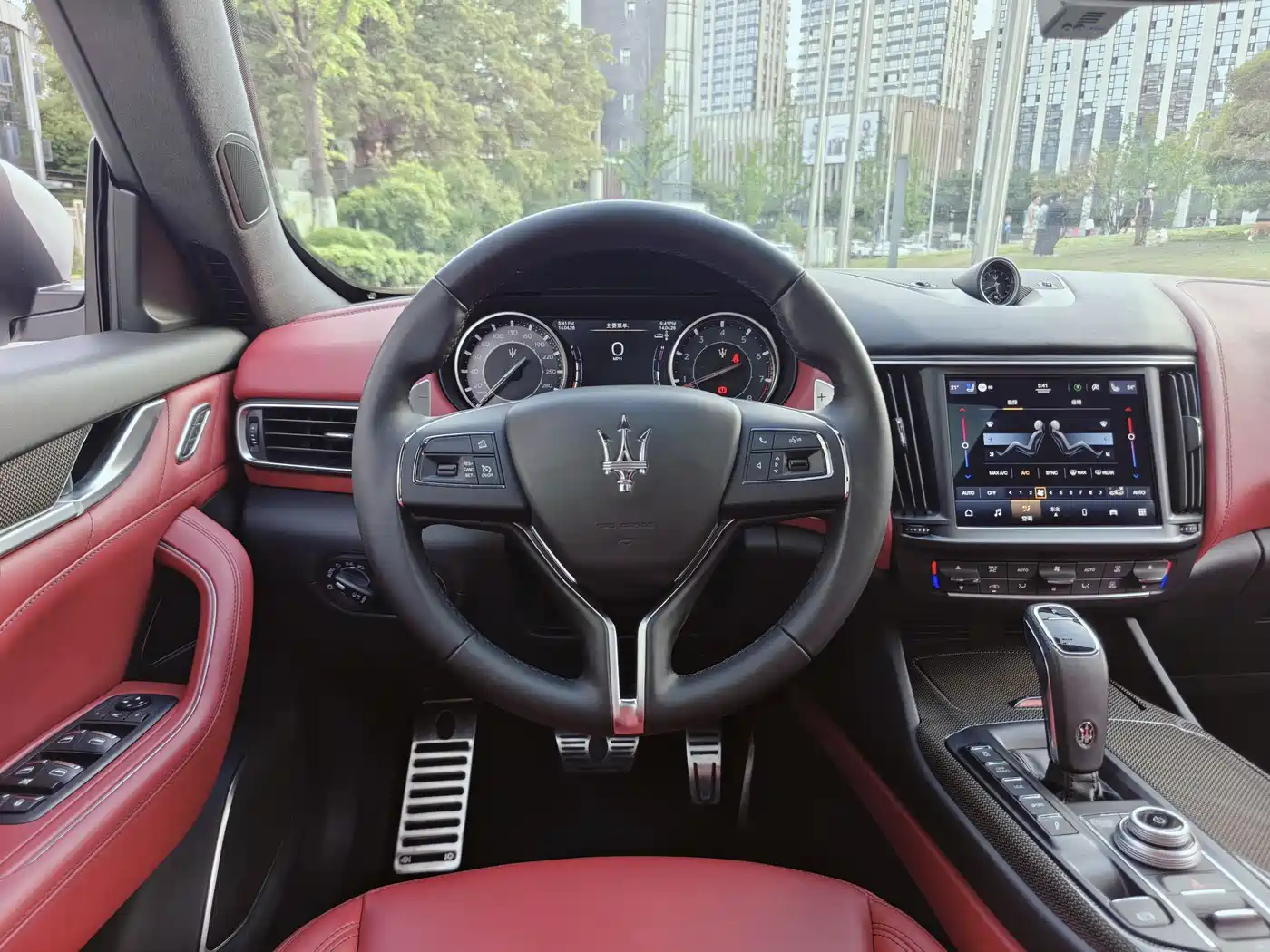 Maserati Levante 2021 3.0T Luxury Edition фото 4