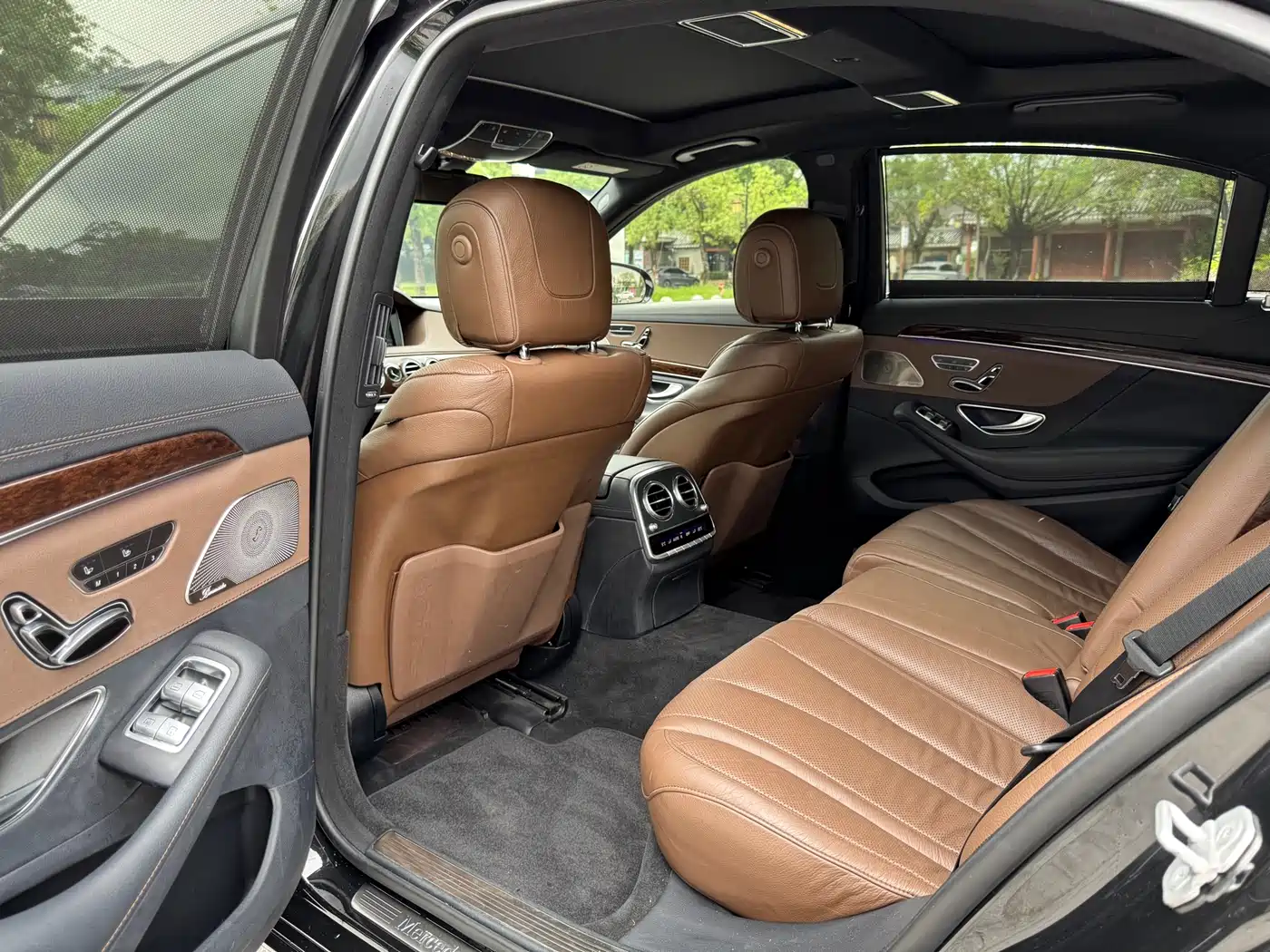 Mercedes-Benz S-Class 2017 S 320 L Business Upgrade Edition фото 11