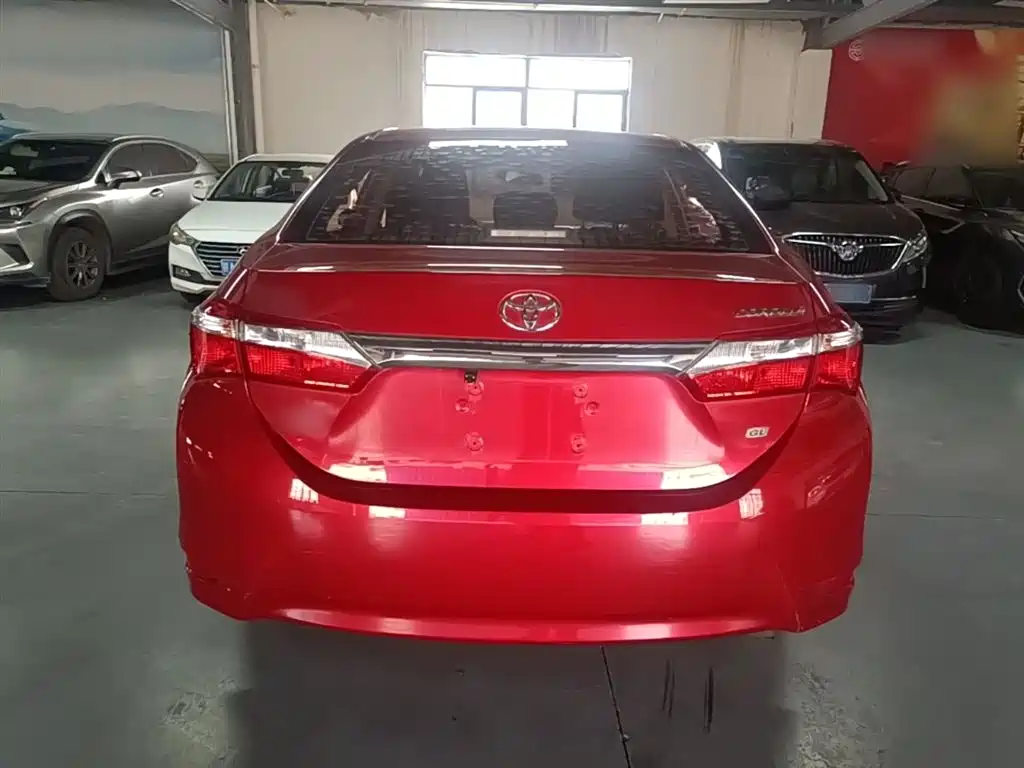 Toyota Corolla 2014 1.6L CVT GL фото 6