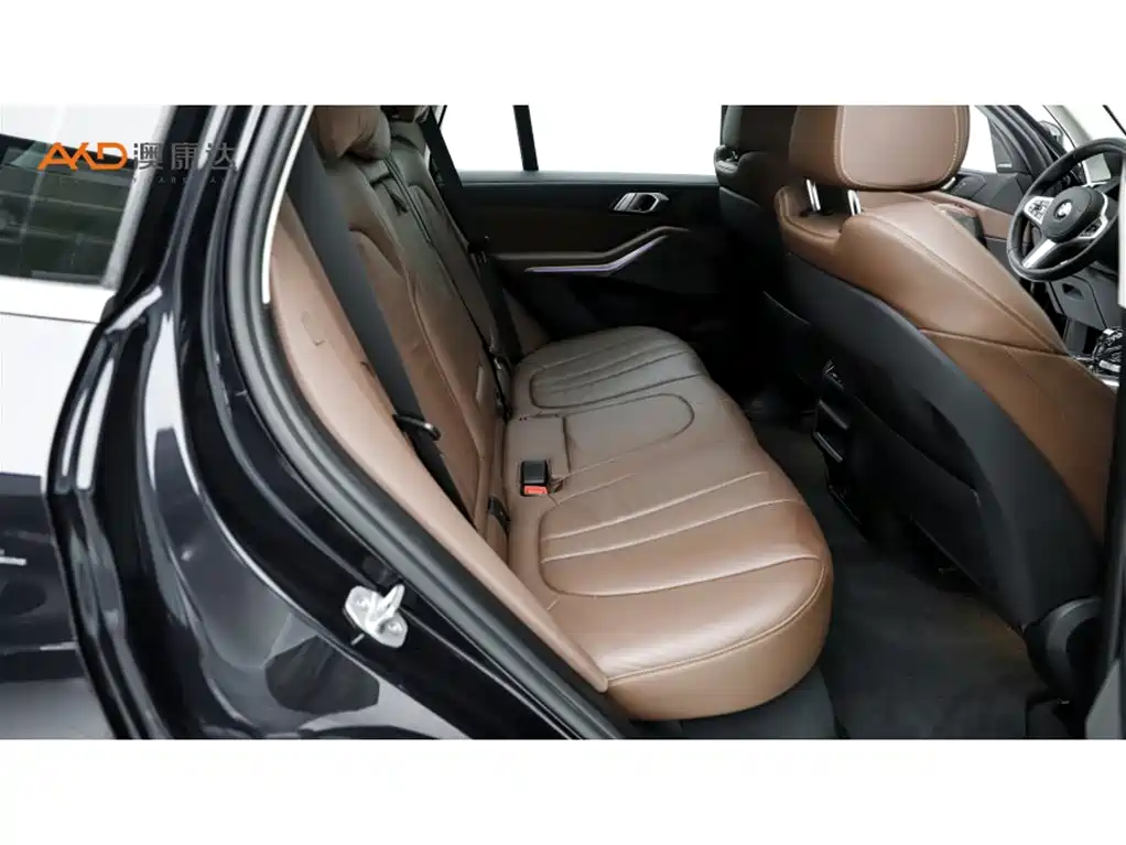 BMW X5 (Import) 2020 xDrive40i M Sport Package фото 8