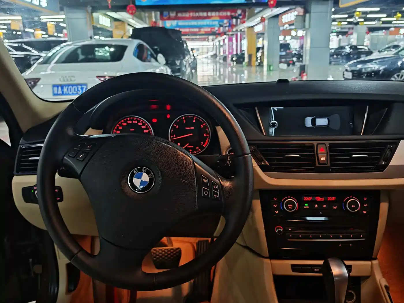 BMW X1 (Import) 2012 sDrive18i Luxury фото 7