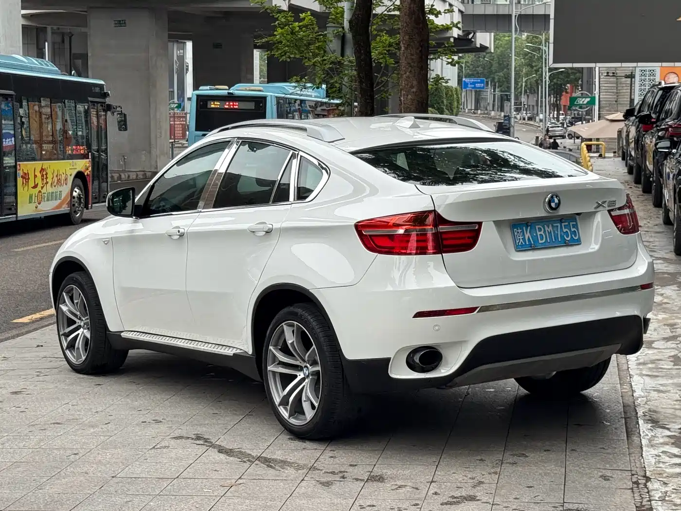 BMW X6 2014 xDrive35i Sport фото 17