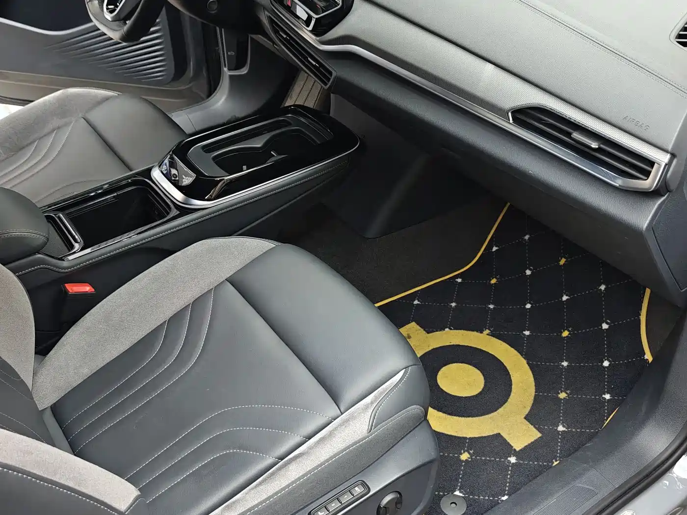 VOLKSWAGEN ID.4 CROZZ