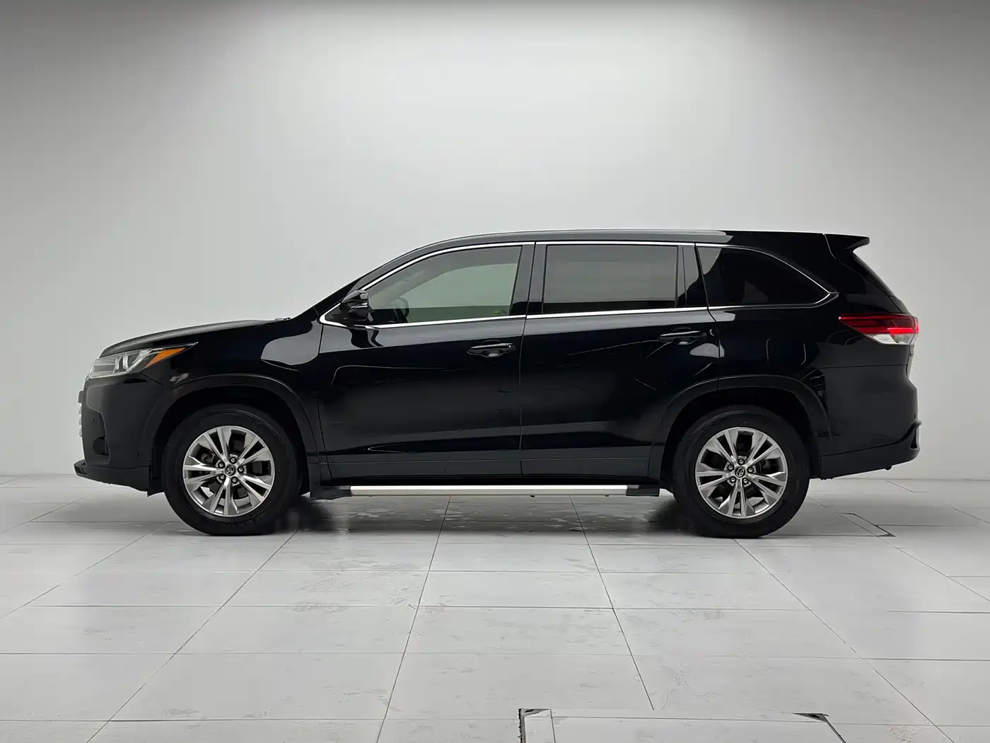 Toyota Highlander 2018 2.0T 2WD Elite 5-Seater China VI фото 26