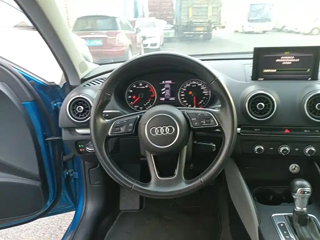 Audi A3 2018 30th Anniversary Sportback 35 TFSI Progressive фото 11