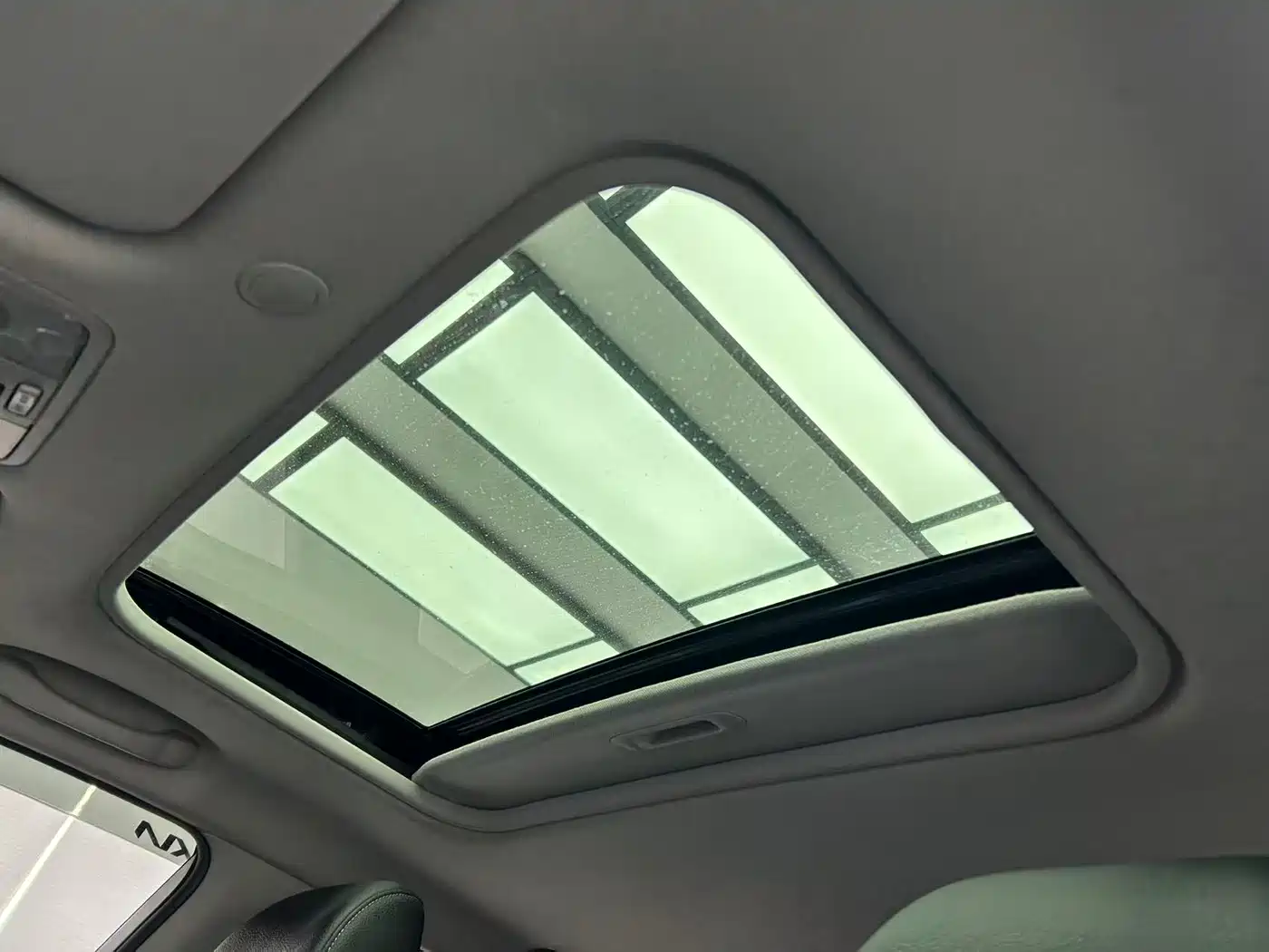 Kia KX1 2021 1.4L CVT Sunroof Version фото 17