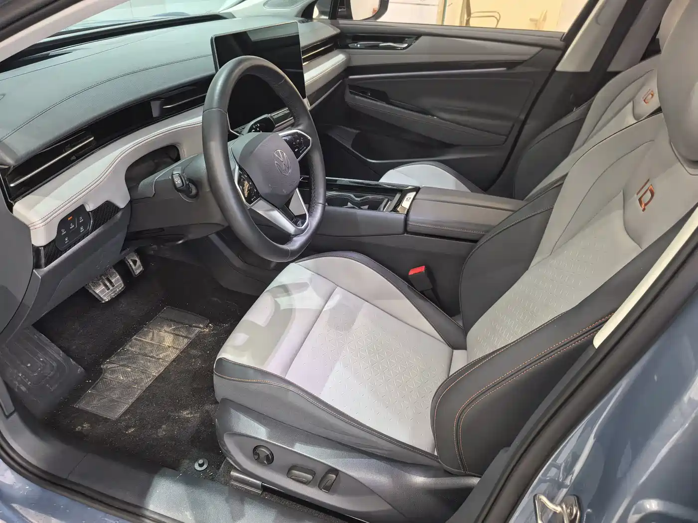 VOLKSWAGEN ID.7 VIZZION