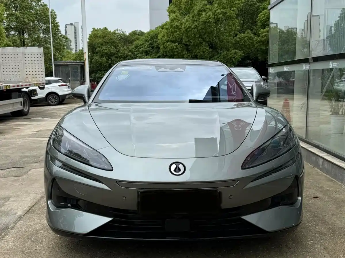 Denza Z9GT 2024 1100 AWD Ultra Edition
