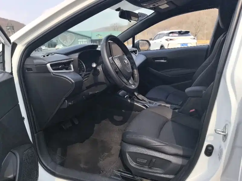 Toyota Levin 2023 TNGA 1.5L CVT Progressive фото 8