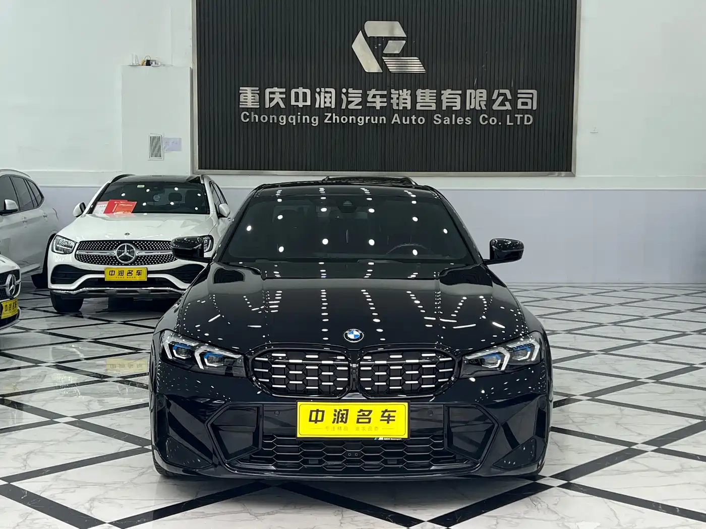 BMW 3 Series 2024 330i M Sport Shadowline Package фото 2