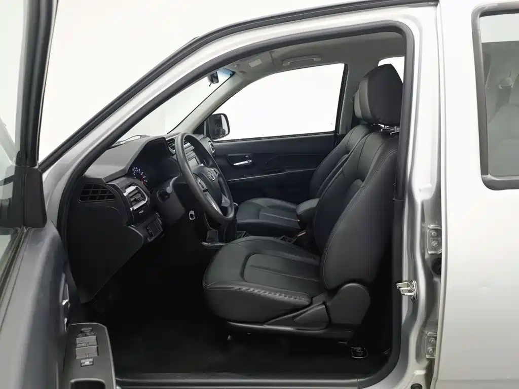 Great Wall Fengjun 5 2022 2021 2.4L Petrol 2WD Progressive Large Double Cab China VI 4K22D4M
