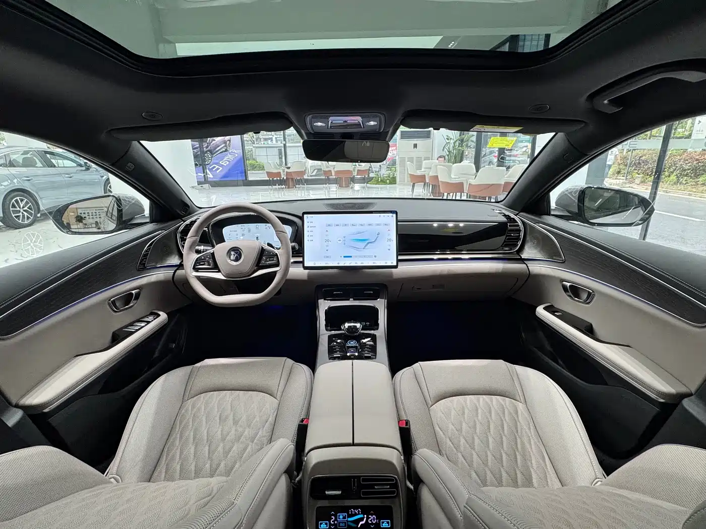 BYD Han 2025 DM-i Smart Driving Edition 125KM LiDAR Flagship фото 11