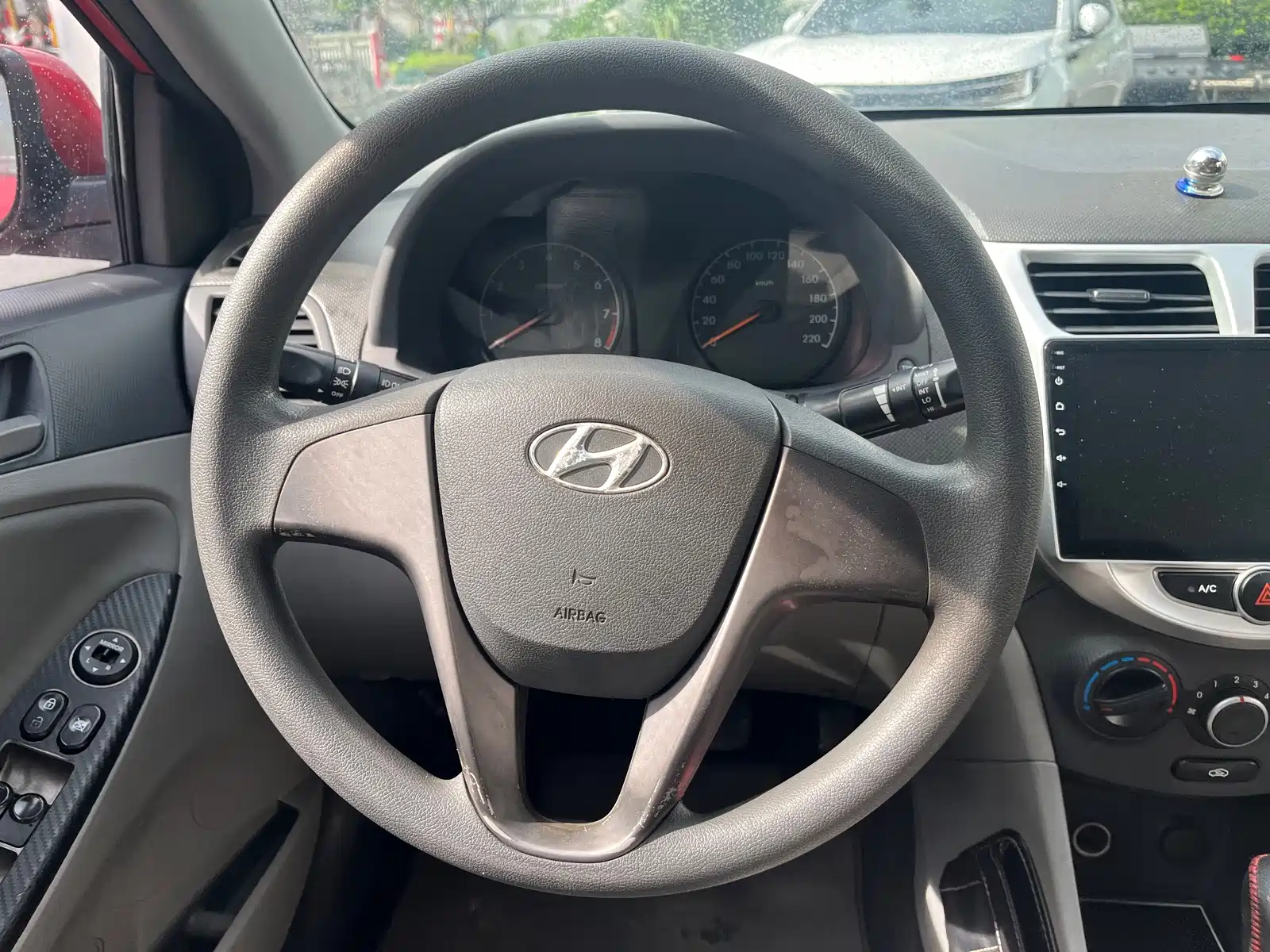 Фото 14 - Hyundai Verna