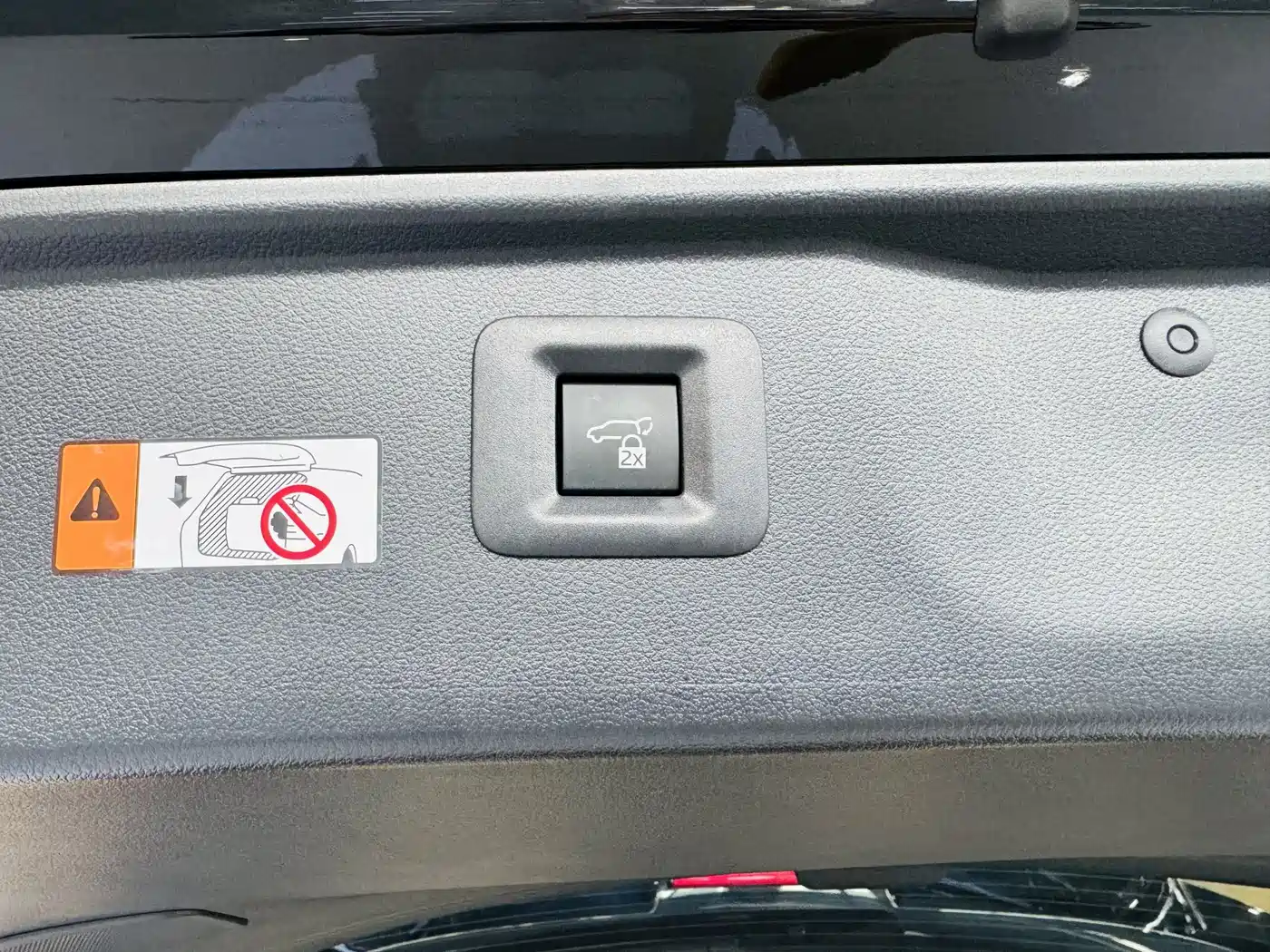 Toyota Vellfire 2024 Crown Hybrid 2.5L Executive Premium Edition фото 19