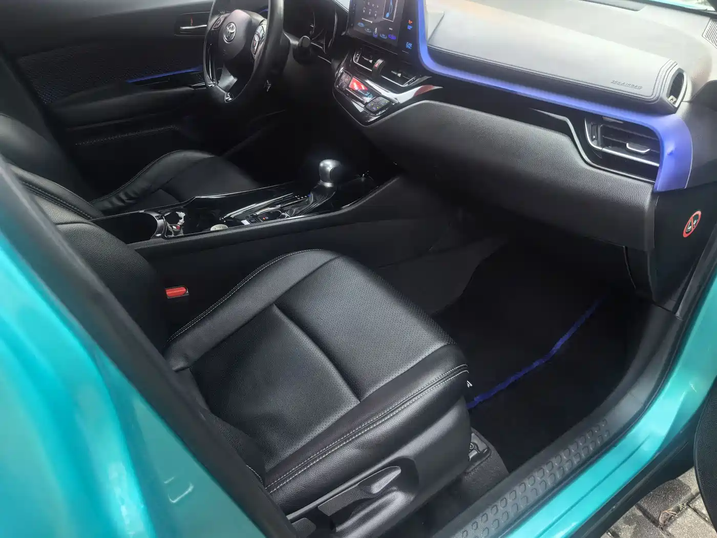 Toyota C-HR 2018 Model 2.0L Luxury Sunroof Version China V фото 11
