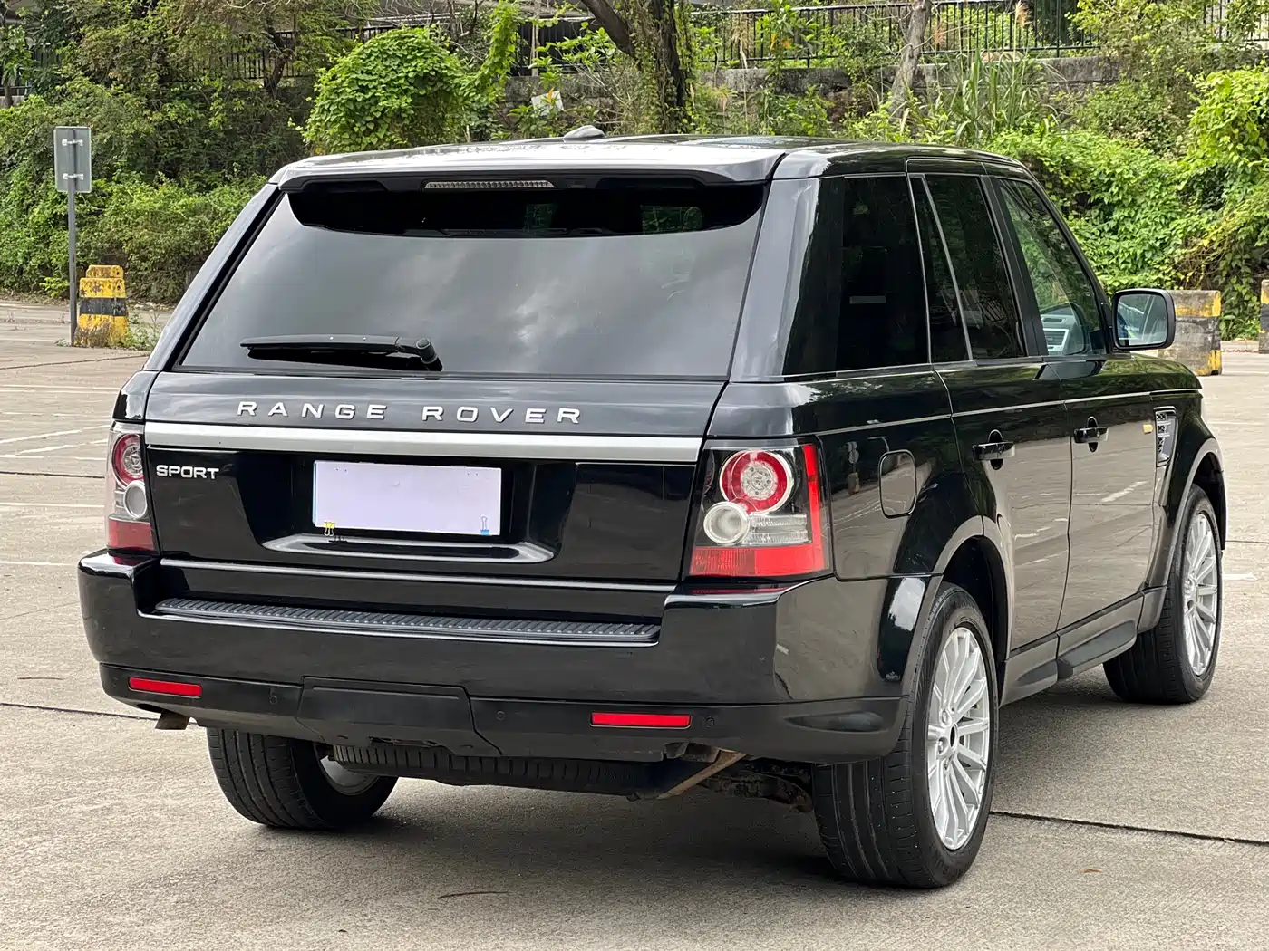 Land Rover Range Rover Sport 2012 3.0 TDV6 HSE Diesel Version фото 17