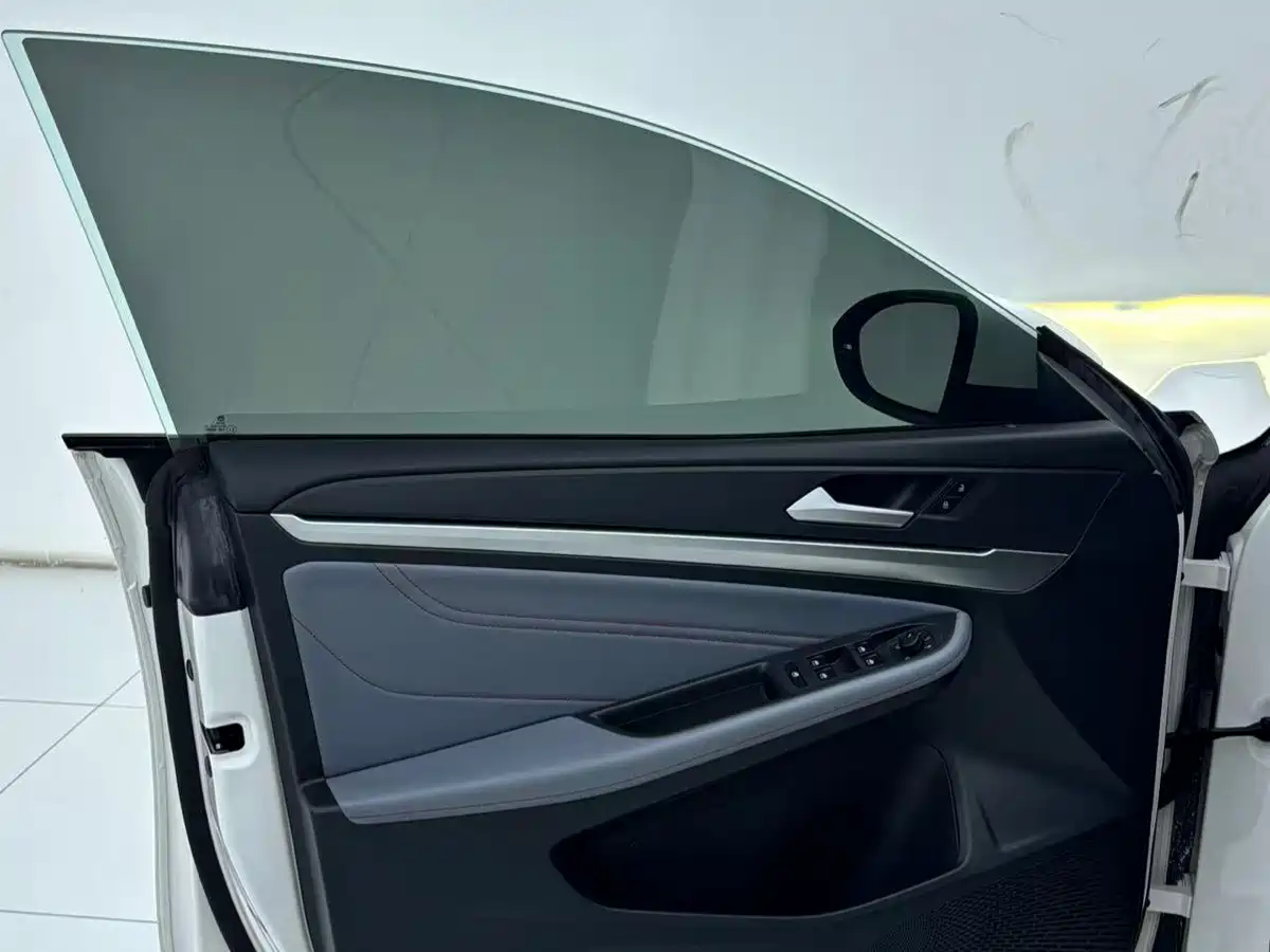 Volkswagen Lamando, миниатюра 15