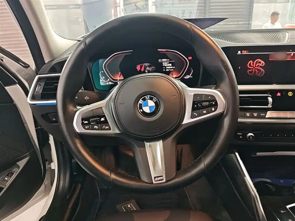 BMW 3 Series 2022 325Li M Sport Package фото 11