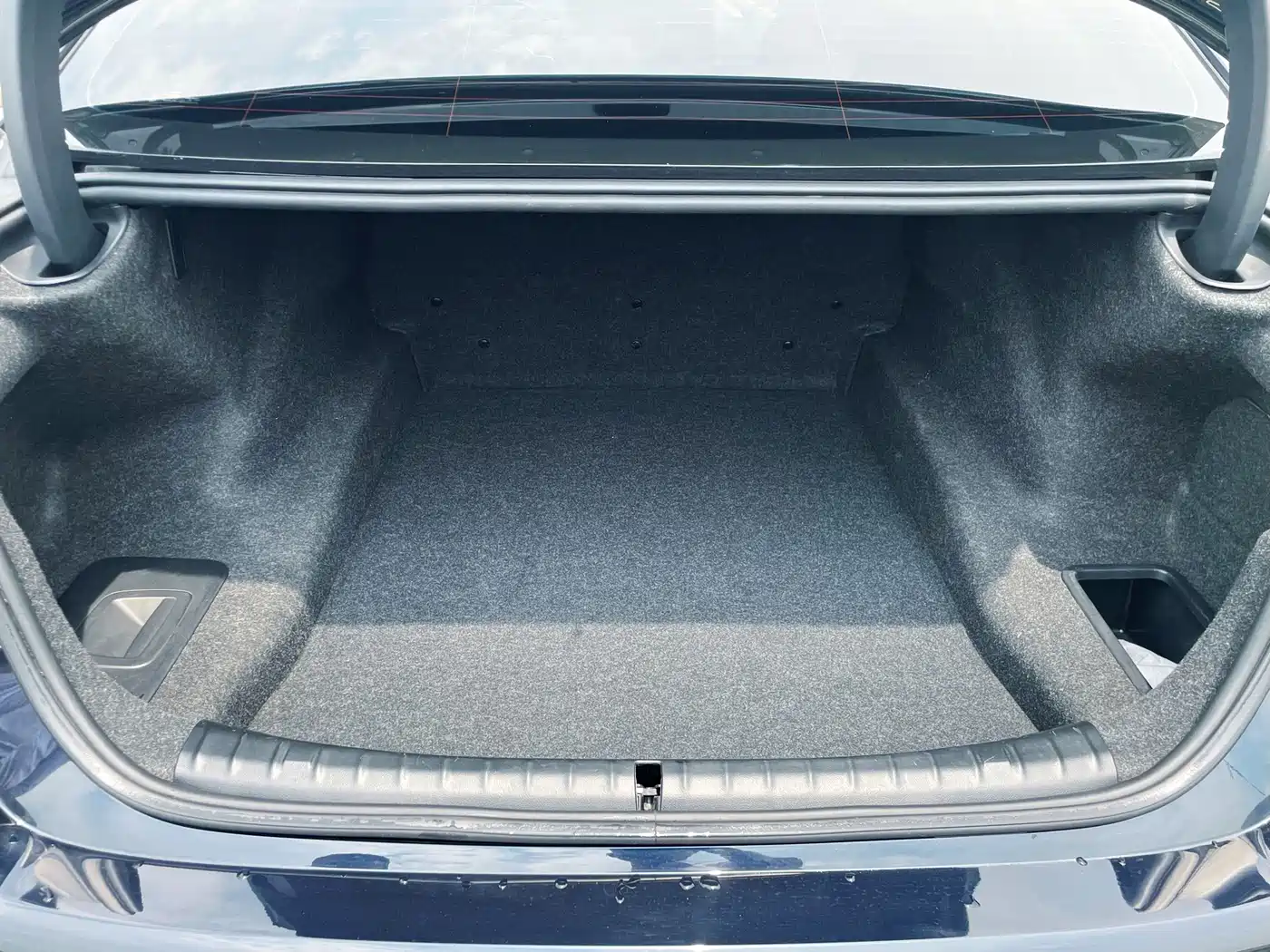 BMW 5 Series 2022 Model Second Facelift 530Li Leading M Sport Package фото 16