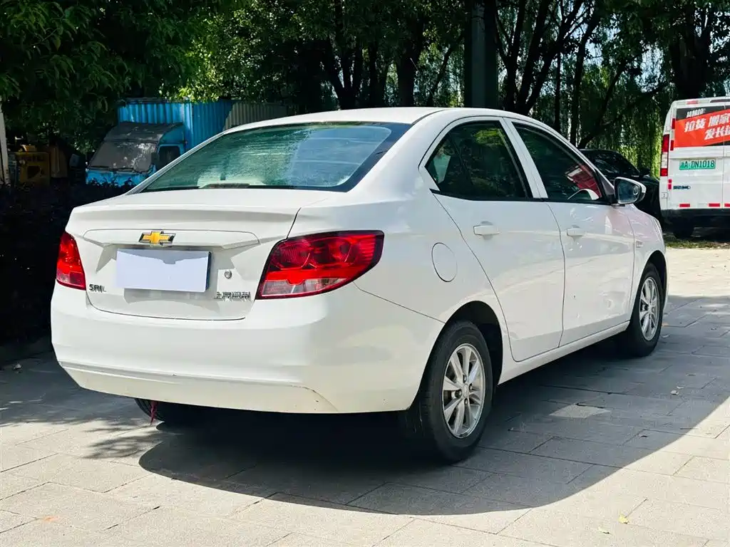 Chevrolet Sail 2015 Sail 3 1.3L Manual Ideal Edition фото 7