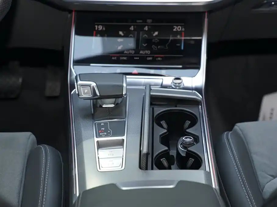 Audi A6L 2024 45 TFSI Premium Dynamic фото 21