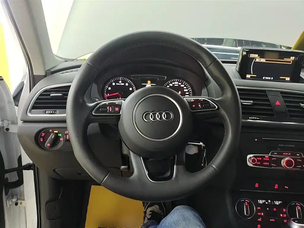 Audi Q3 2018 30th Anniversary Edition 30 TFSI Fashion фото 11
