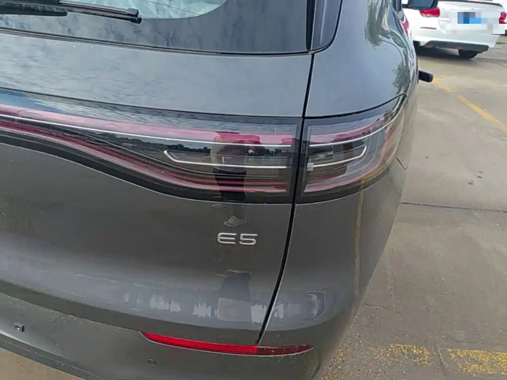 Geely Galaxy Galaxy E5 2026 2026 530km Voyager Edition