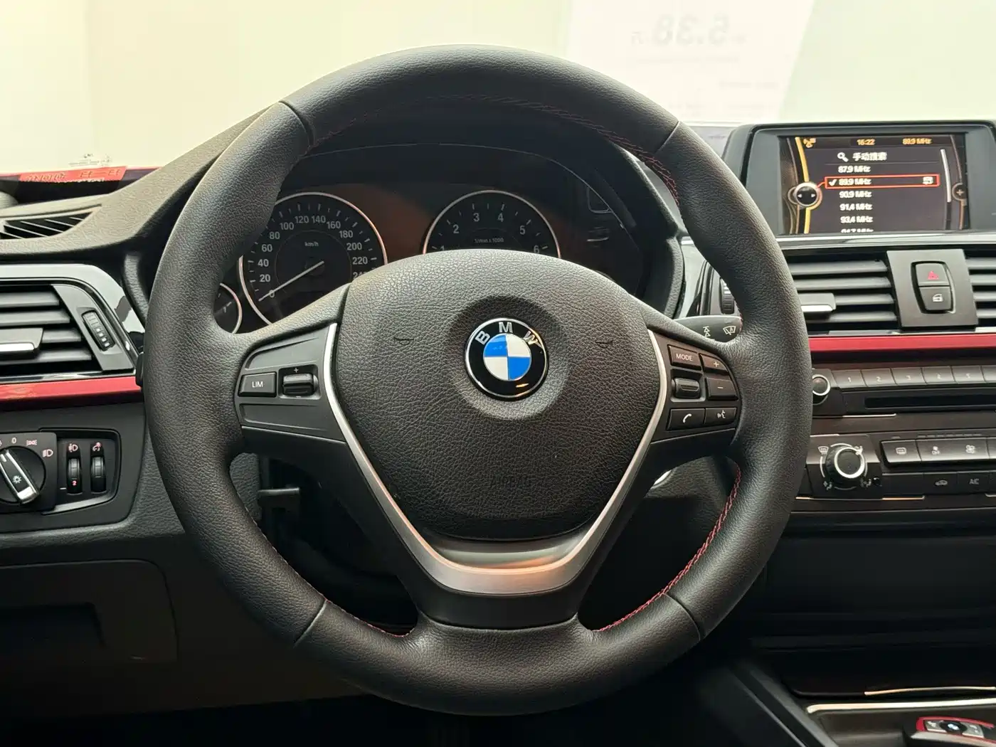 BMW 3 Series 2013 316i Sport Design Package фото 11