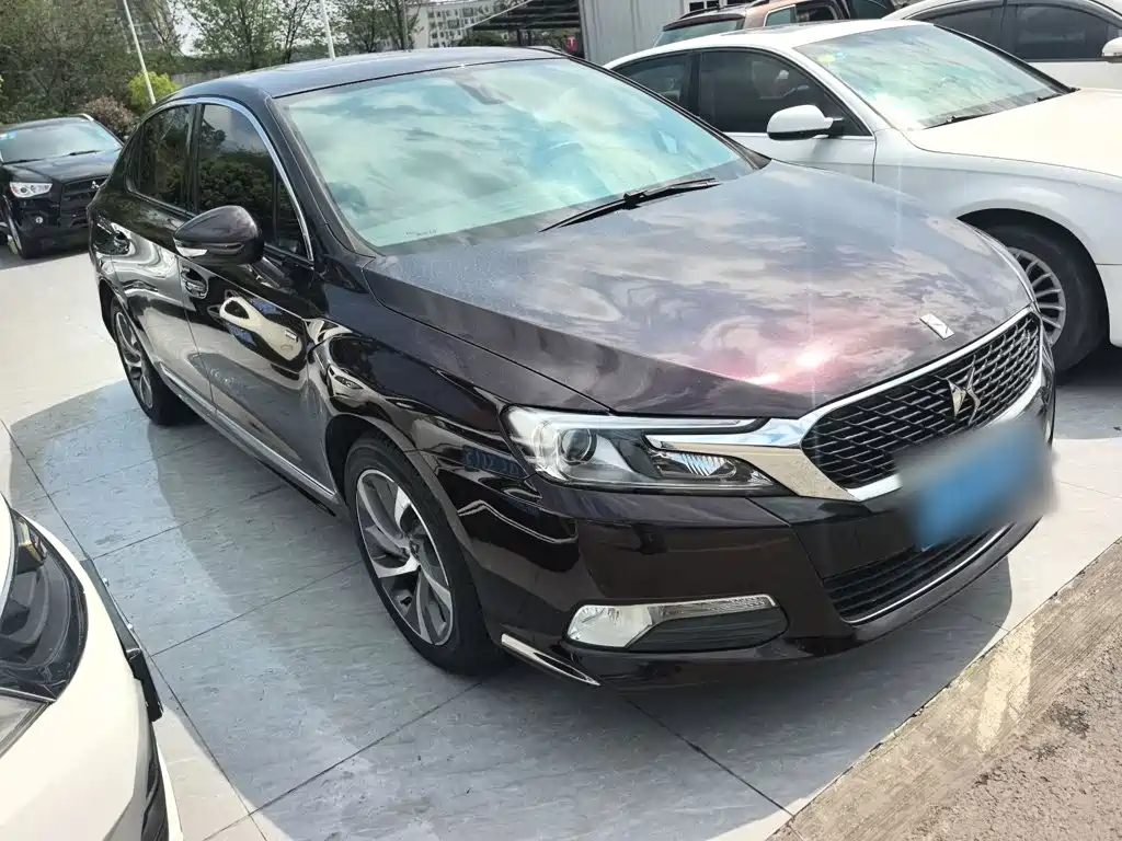 DS 5LS 2017 2016 1.6T Elegant Edition THP160