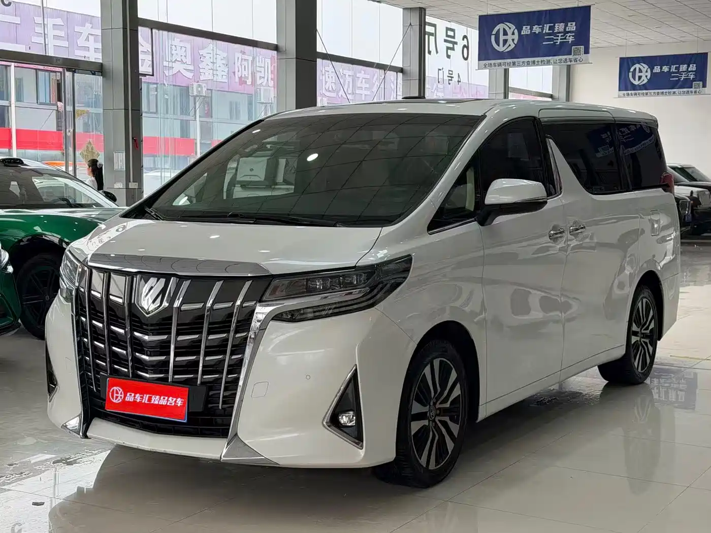 Toyota Alphard 2018 — пригон из Китая