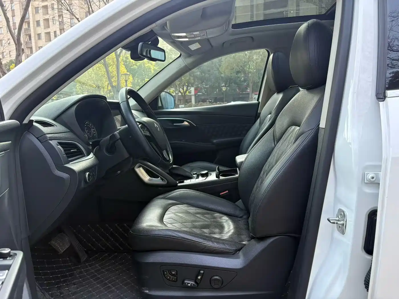 Borgward BX7 2016 2016 28T 4WD Luxury Edition 5-seater