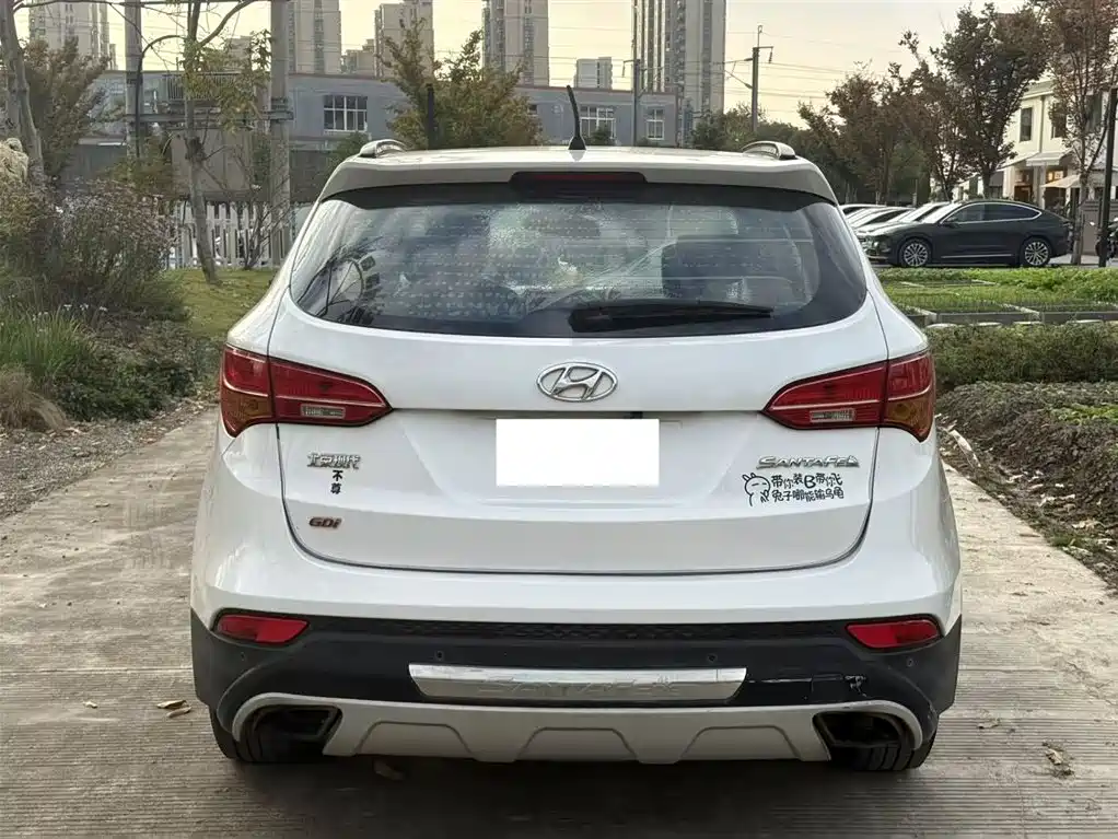 Hyundai Santa Fe 2013 Model 2.4L Automatic 2WD Smart фото 11