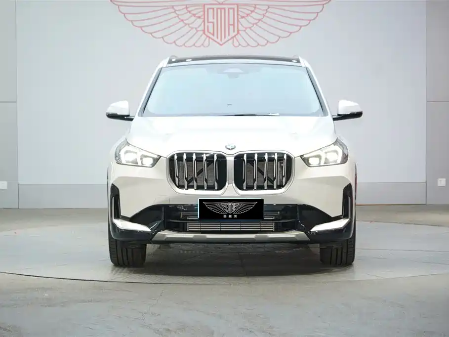 BMW X1 2025 sDrive25Li X Design Package фото 2