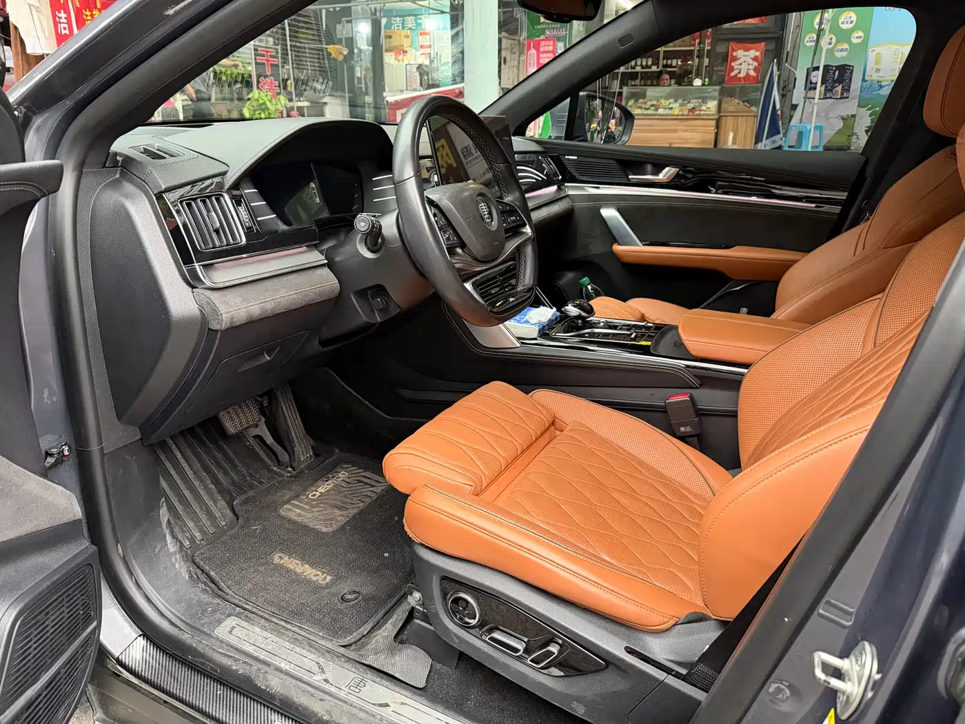 BYD Tang New Energy 2022 DM-p 215KM AWD Flagship фото 6