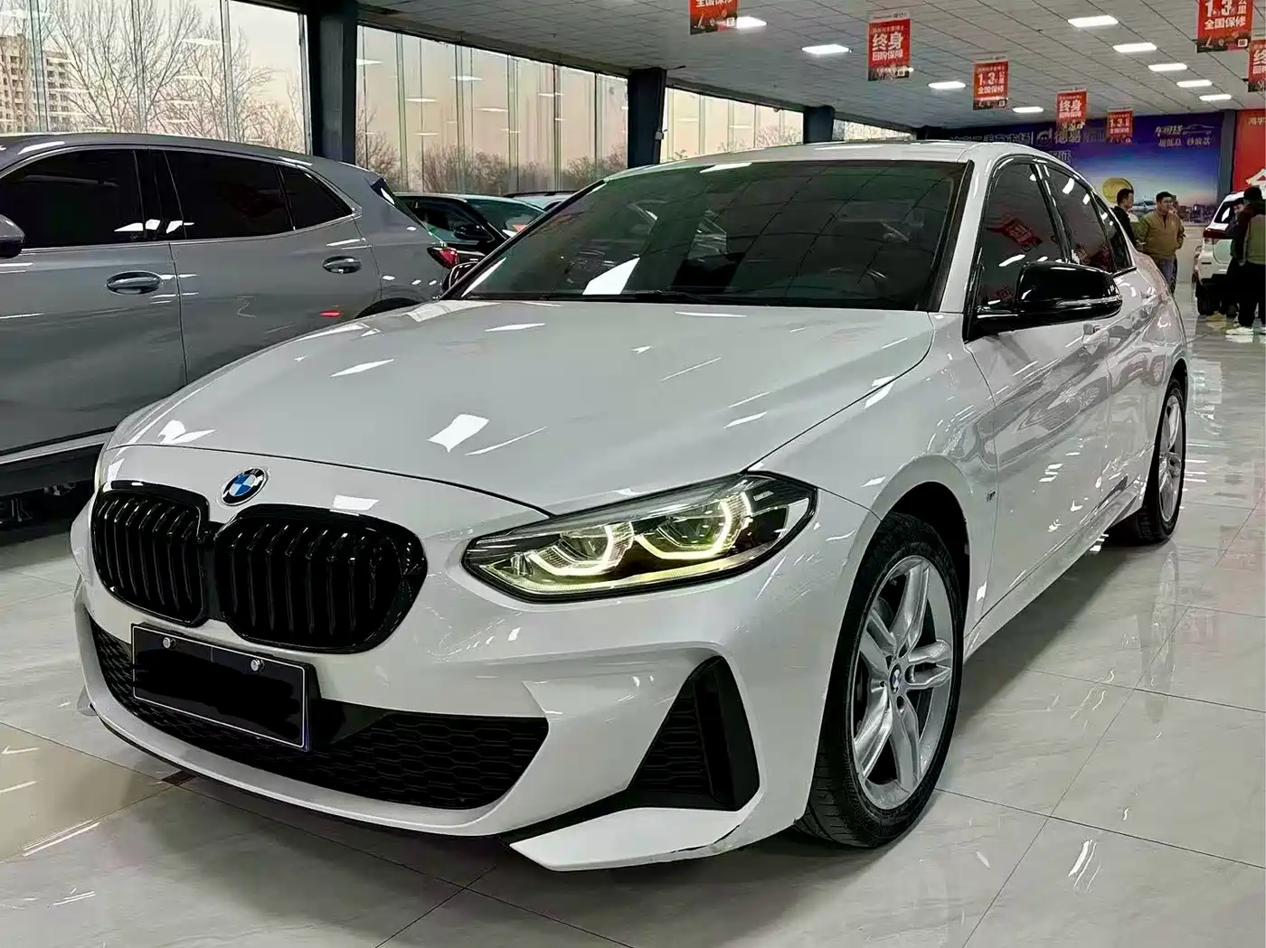 BMW 1-SERIES