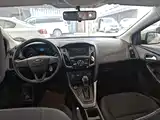 Фото 10 - Ford Focus