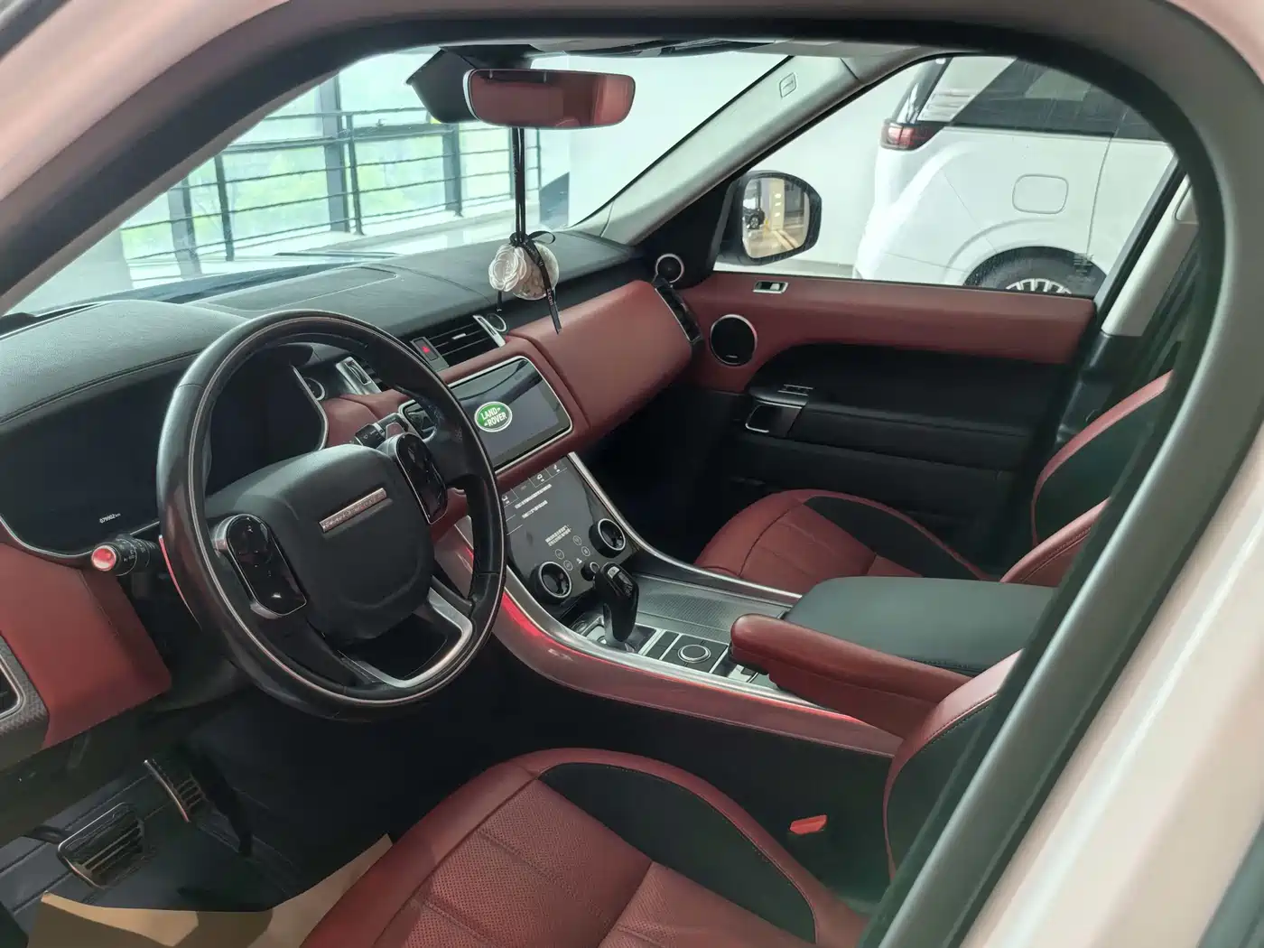 Land Rover Range Rover Sport 2020 3.0 L6 HSE DYNAMIC фото 17