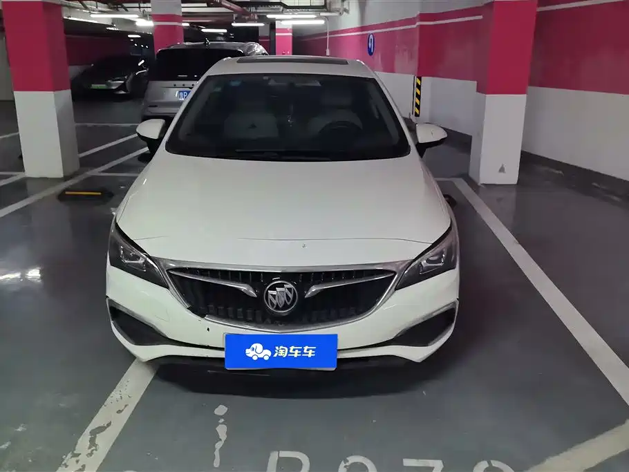 Buick Verano 2018 Sedan 15S Automatic Progressive фото 2