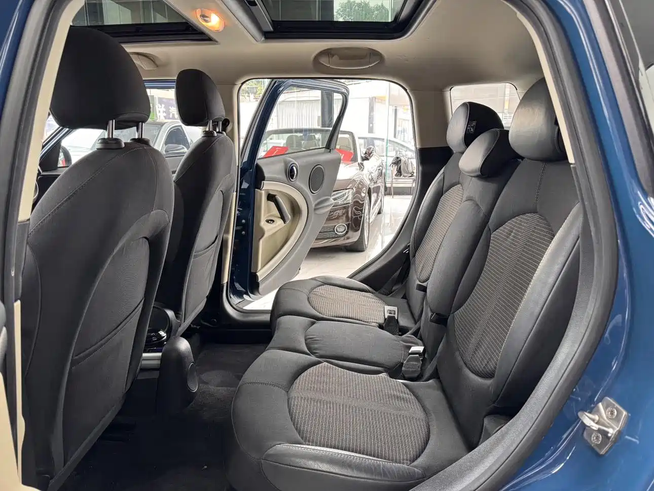 MINI COUNTRYMAN 2012 2011 1.6L COOPER Fun