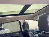 Фото 9 - Ford Kuga