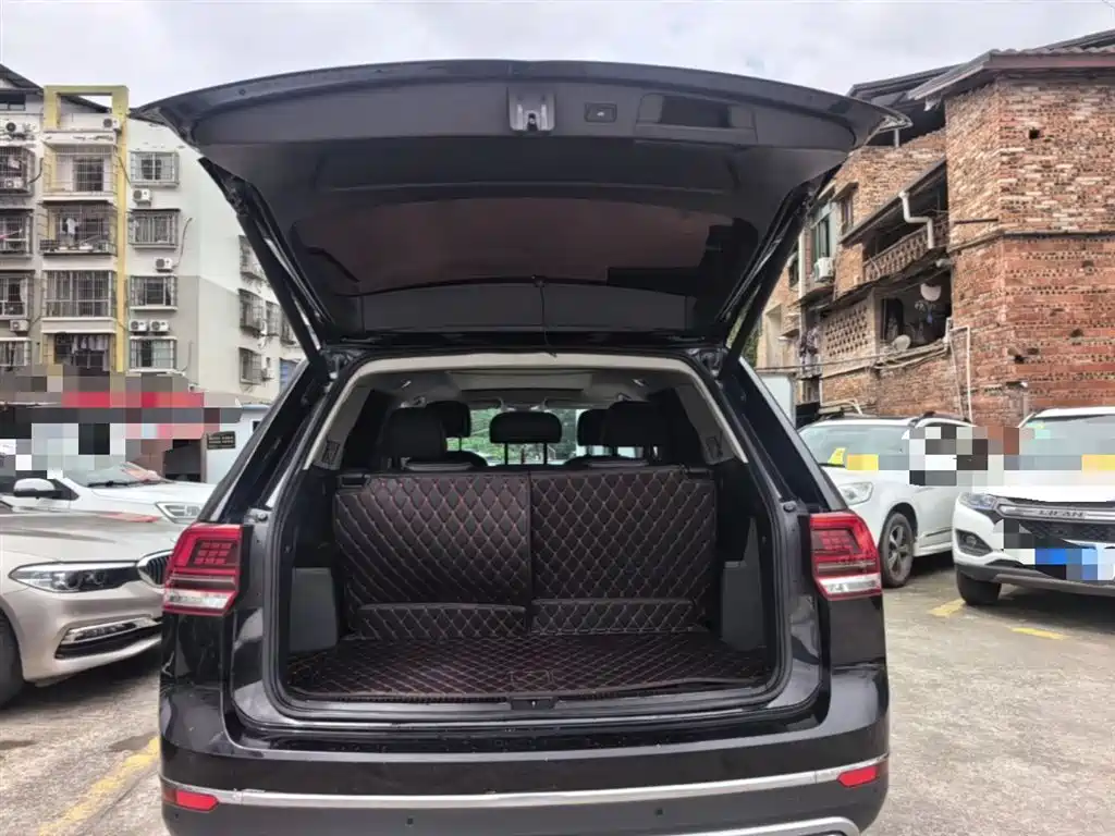 Volkswagen Teramont 2017 530 V6 4WD Flagship Edition фото 19