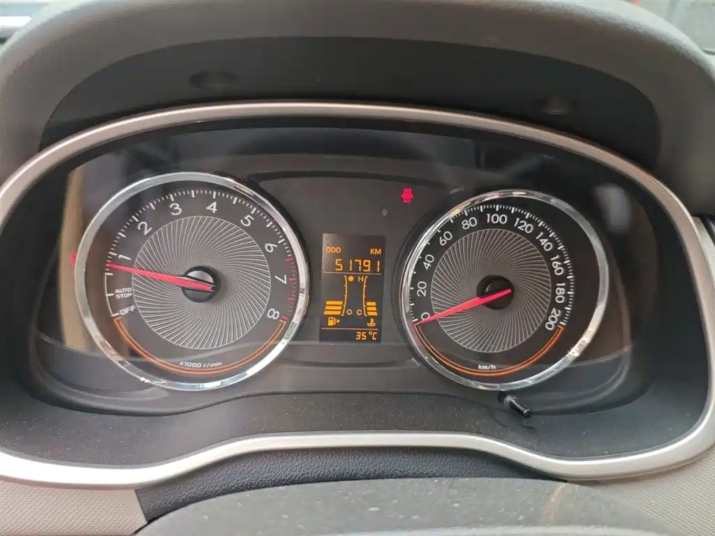 Chevrolet Sail 2015 Sail 3 1.5L Manual Ideal Sunroof Edition фото 5