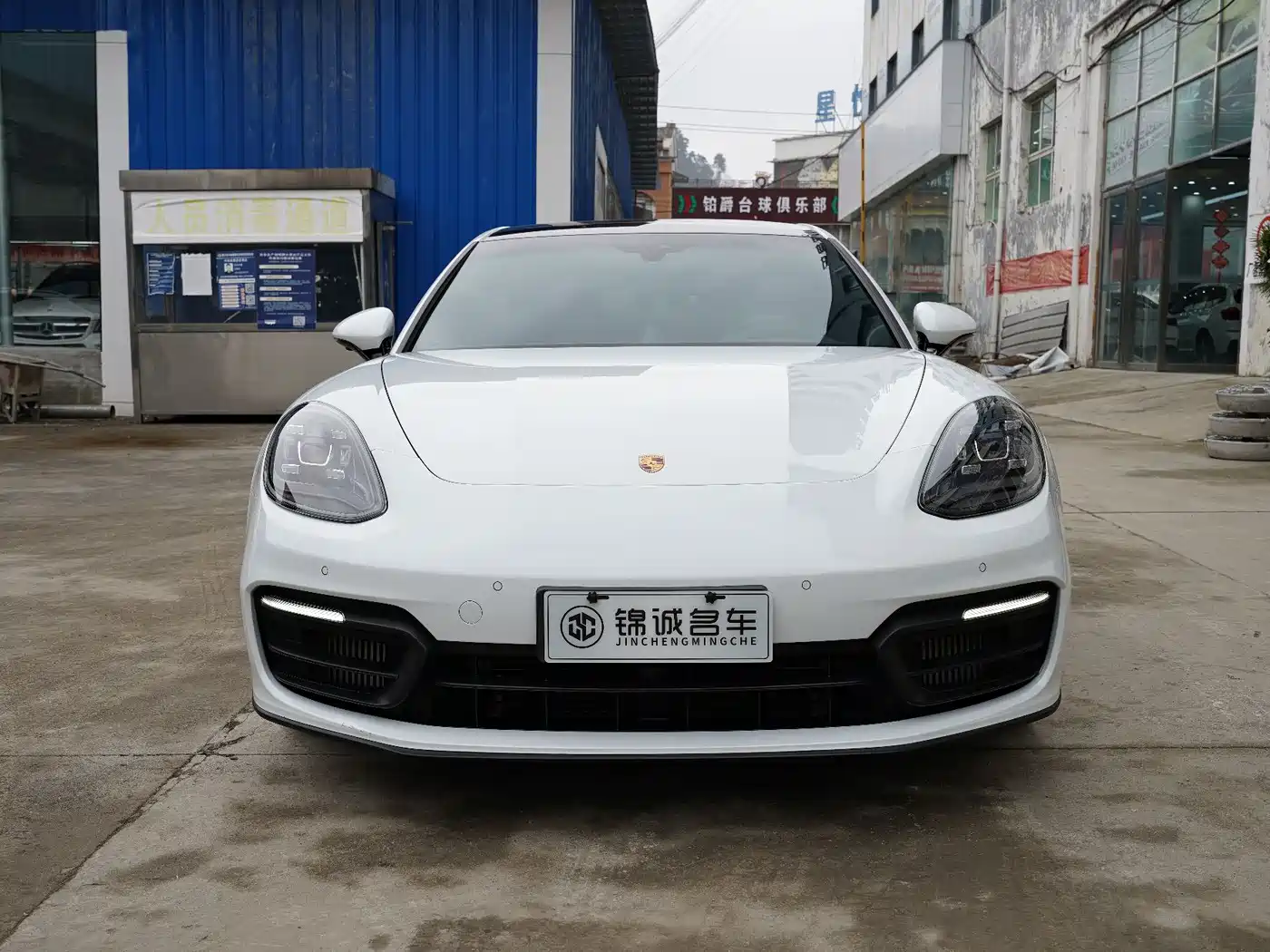 Porsche Panamera 2023 Panamera Executive Long Wheelbase 2.9T фото 2